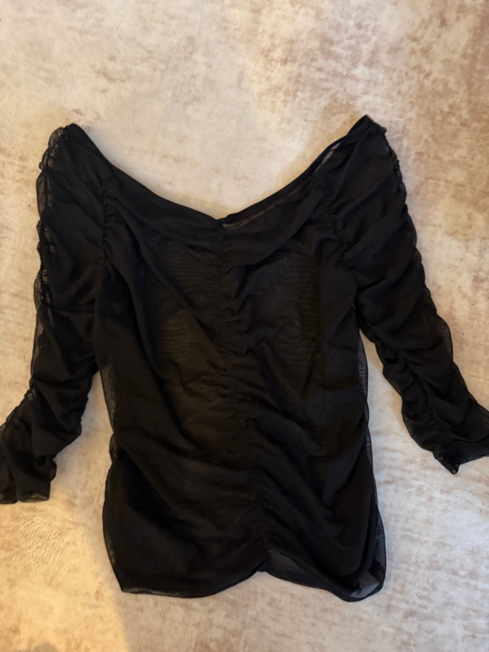 Black Sheer Ruched Long-Sleeve Top - Women